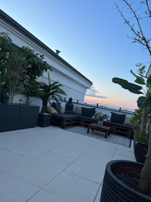 Cosy Penthouse - Large Balconies With Views - 5Min Disneyland Serris Buitenkant foto